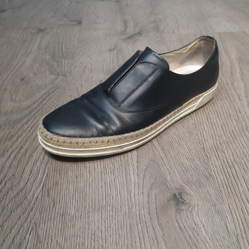 Vintage Tod's Slip on Loafers